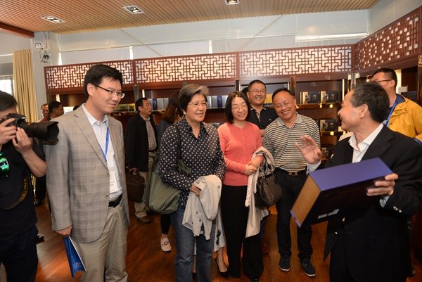 杭州亞運(yùn)會官方靈芝產(chǎn)品供應(yīng)商|杭州亞運(yùn)會官方供應(yīng)商|中國靈芝十大品牌|仙客來靈芝|仙客來靈芝破壁孢子粉|仙客來孢子油|仙客來靈芝飲片|仙客來破壁孢子粉|靈芝孢子油|孢子粉|靈芝破壁孢子粉|靈芝|中華老字號