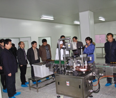 江西省工信委考察團蒞臨仙客來考察戰(zhàn)略性新興產業(yè)