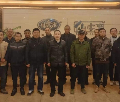 質(zhì)量在手中  安全在心中|新年伊始  享受國(guó)務(wù)院特殊津貼專家、潘新華董事長(zhǎng)情暖工地建設(shè)者