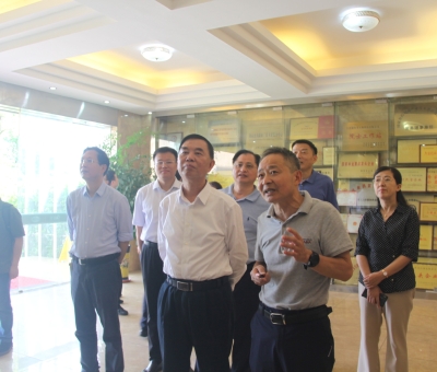 江西省人大常委會(huì)委員、省人大監(jiān)察司法委副主任委員何剛一行蒞臨仙客來(lái)調(diào)研知識(shí)產(chǎn)權(quán)創(chuàng)建工作