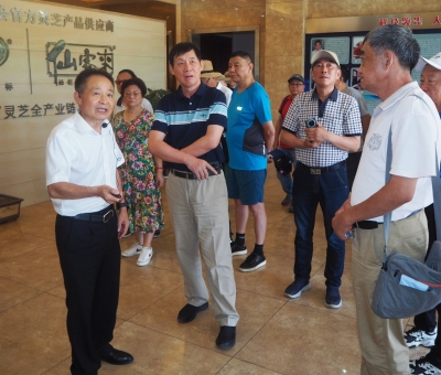 中華全國(guó)供銷合作總社原副主任顧國(guó)新一行蒞臨仙客來(lái)考察調(diào)研